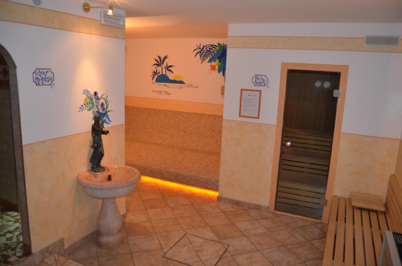 Hotel Ladina Campitello di Fassa Zewnętrze zdjęcie