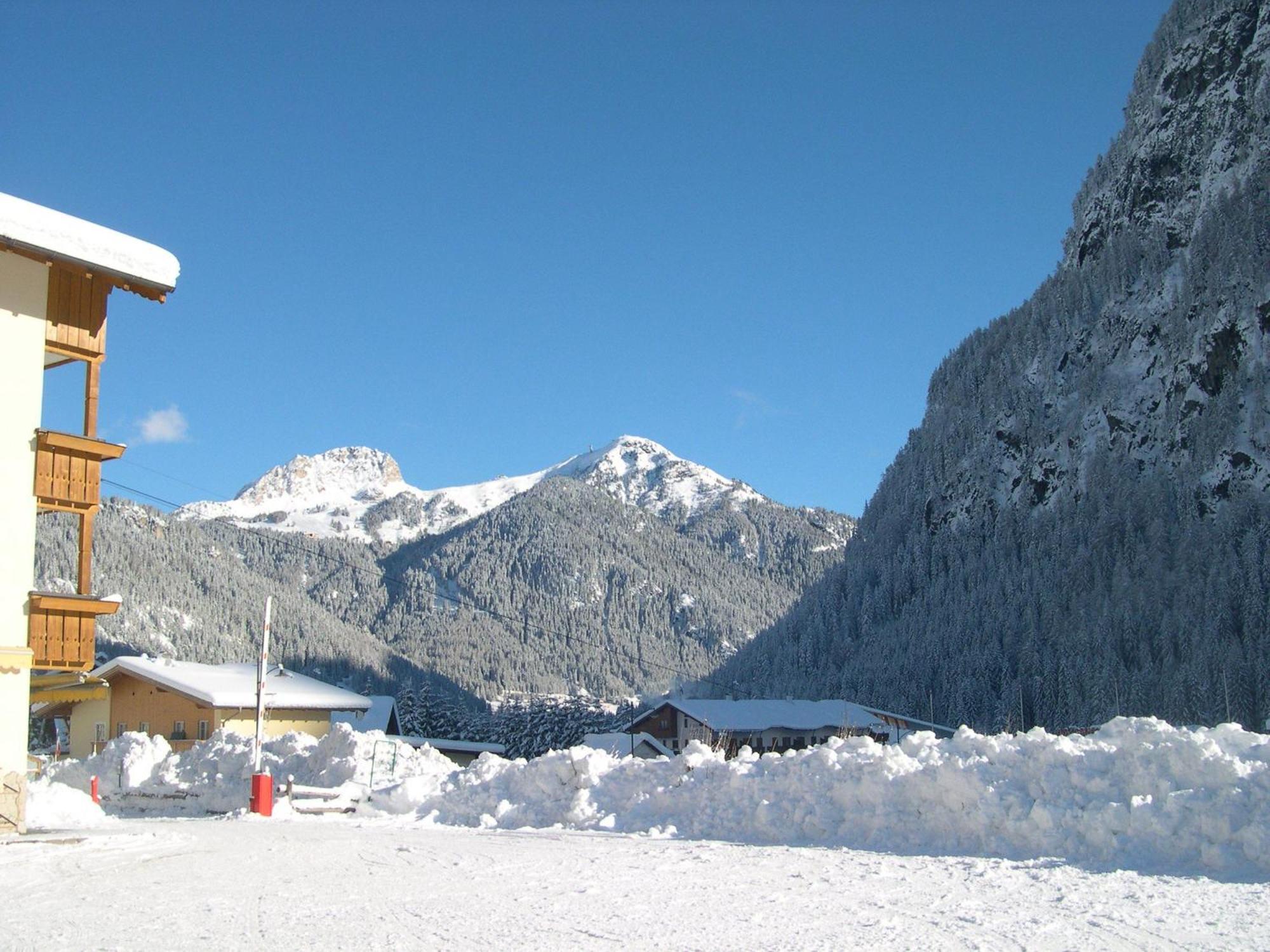 Hotel Ladina Campitello di Fassa Zewnętrze zdjęcie