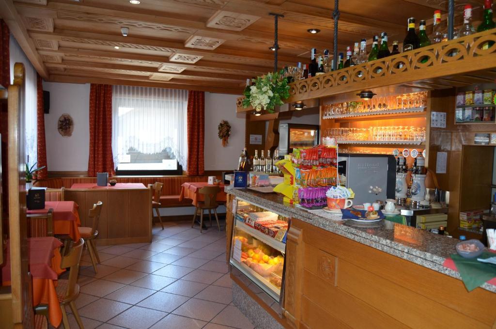 Hotel Ladina Campitello di Fassa Zewnętrze zdjęcie